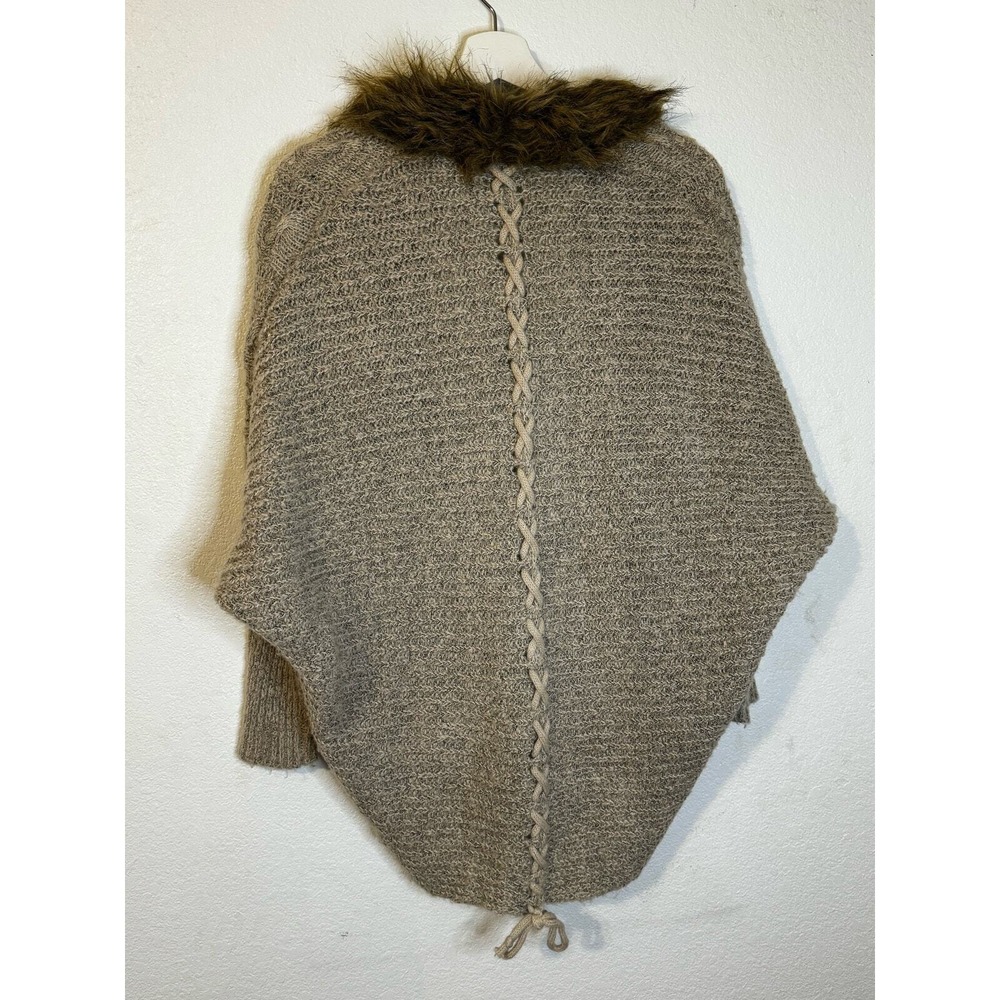 XOXO Womens‎ Cable Knit Faux Fur Trim Poncho Shawl Cardigan Sweater M - Picture 6 of 11